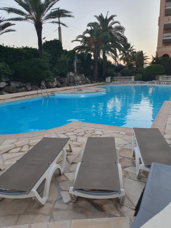 Appartement En Bord De Mer Cannes Exteriör bild