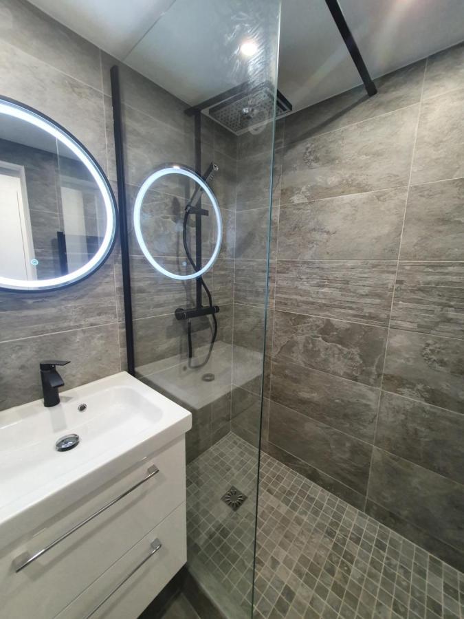 Appartement En Bord De Mer Cannes Exteriör bild