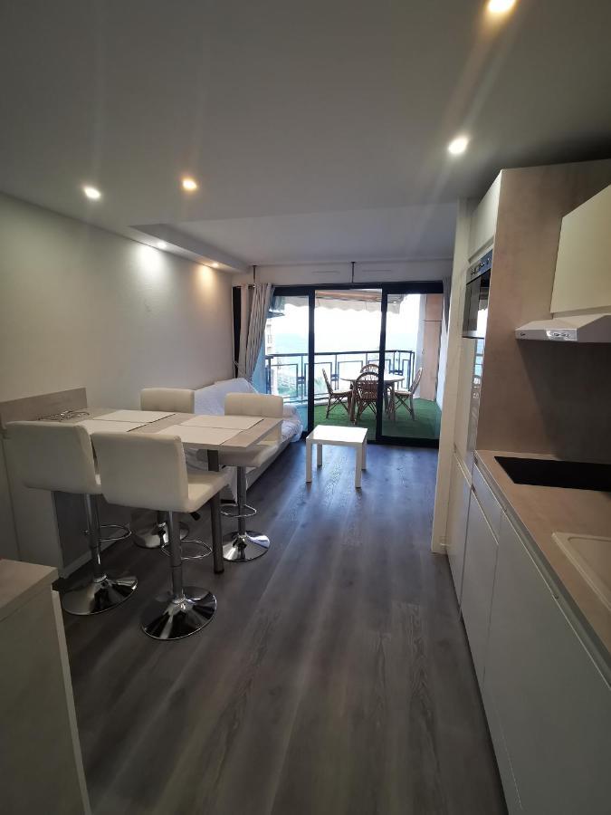 Appartement En Bord De Mer Cannes Exteriör bild